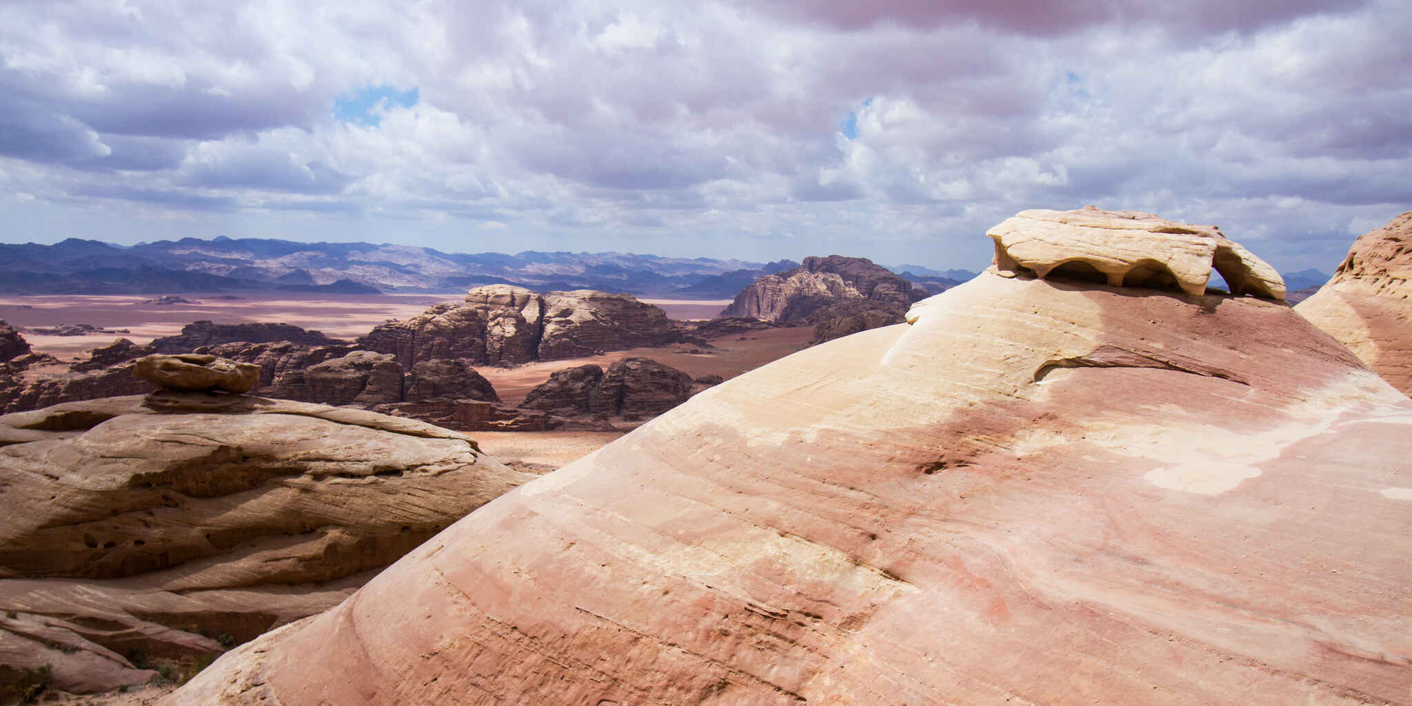 Wadi Rum Domes